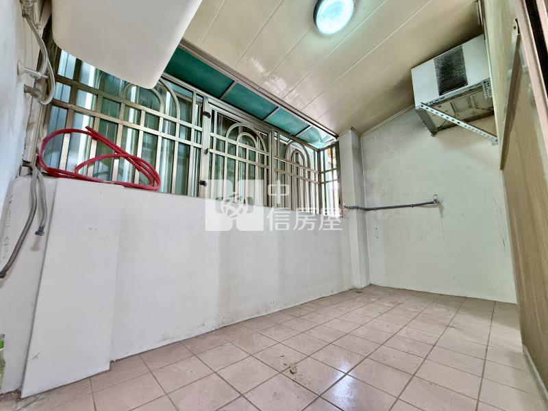 太平運動場旁臨路大面寬4房雙車透天房屋室內格局與周邊環境