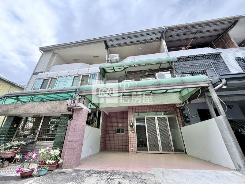 太平運動場旁臨路大面寬4房雙車透天房屋室內格局與周邊環境