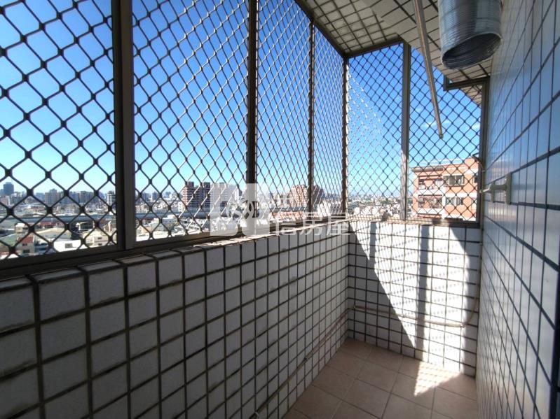 綠景天下三房平車高樓視野戶房屋室內格局與周邊環境