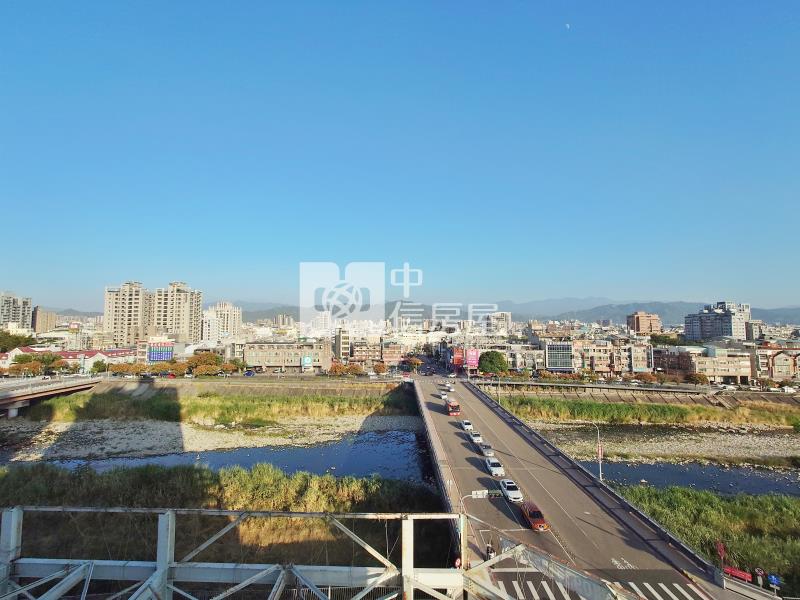 安居樂業三房車位房屋室內格局與周邊環境