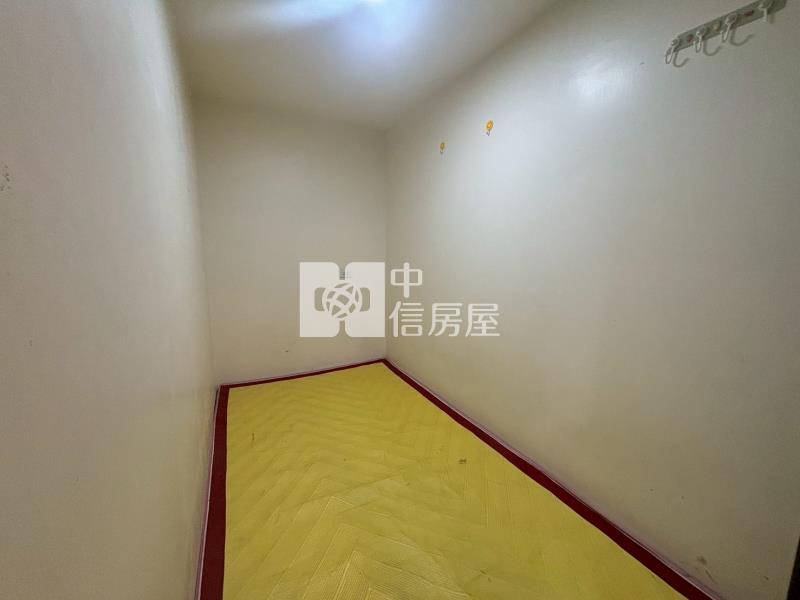 近山仔頂市場大面寬超值透天房屋室內格局與周邊環境