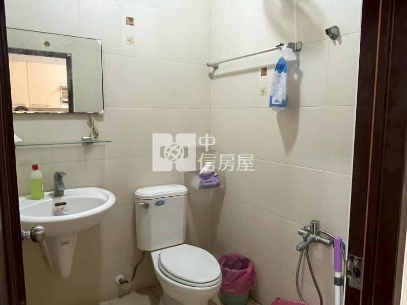 屏東和平路近藝術館店面房屋室內格局與周邊環境