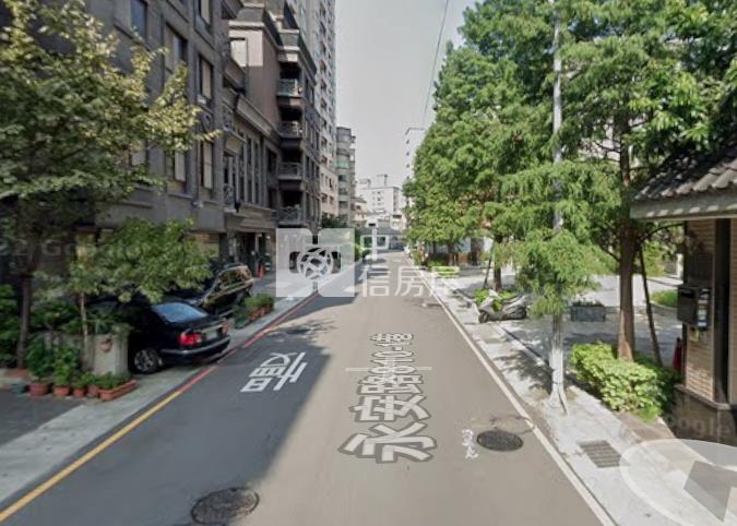 藝文中路旁麗思卡登2樓房屋室內格局與周邊環境