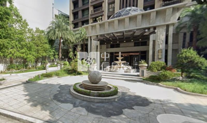 藝文中路旁麗思卡登2樓房屋室內格局與周邊環境