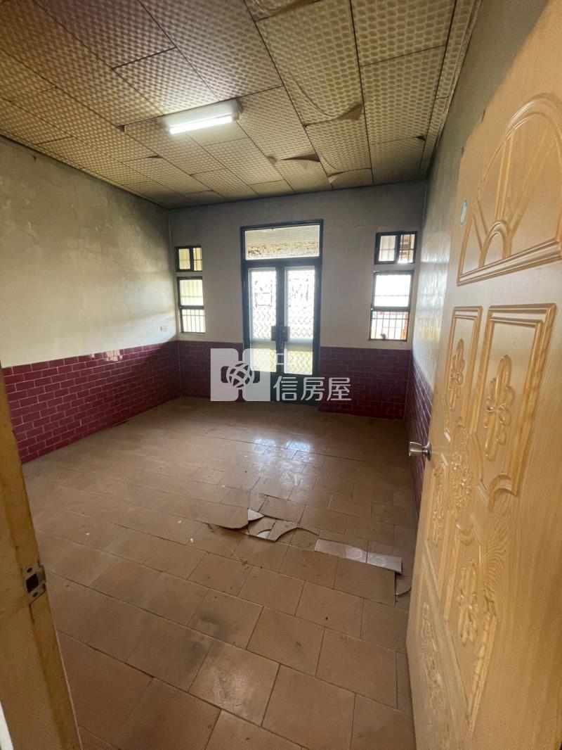 斗六理想社區車庫透天房屋室內格局與周邊環境