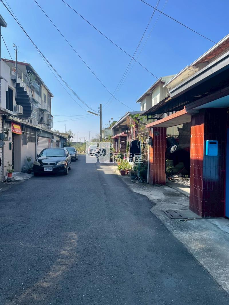 斗六理想社區車庫透天房屋室內格局與周邊環境