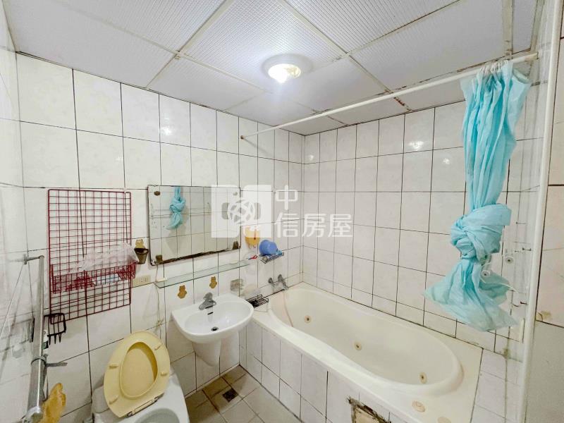 音樂泉邊間溫泉套房房屋室內格局與周邊環境