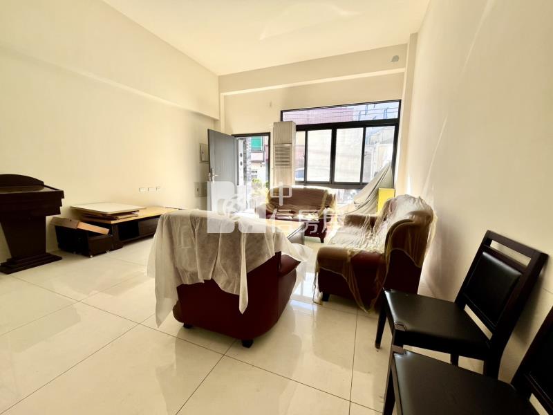 新社之星精美臨路別墅A房屋室內格局與周邊環境