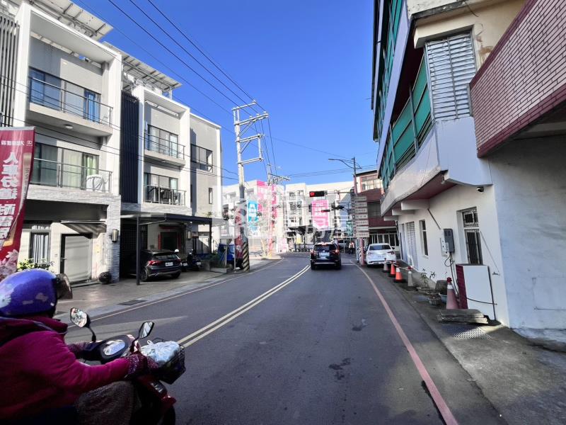 新社之星精美臨路別墅A房屋室內格局與周邊環境