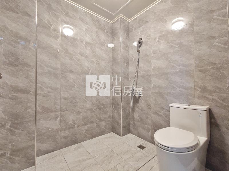 宜欣國小臨路美透天房屋室內格局與周邊環境