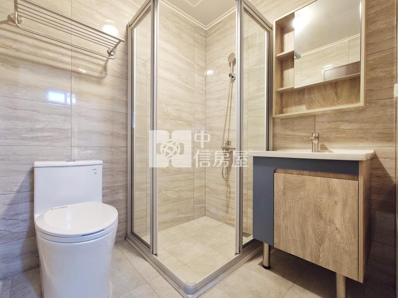 宜欣國小臨路美透天房屋室內格局與周邊環境