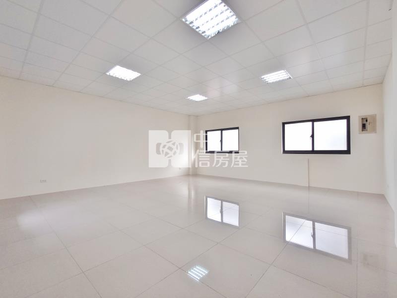 宜欣國小臨路美透天房屋室內格局與周邊環境