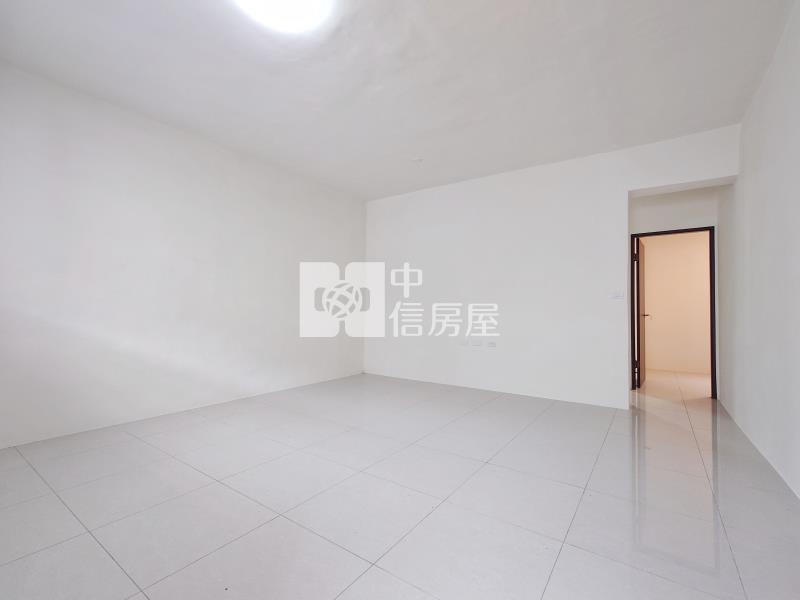 宜欣國小臨路美透天房屋室內格局與周邊環境