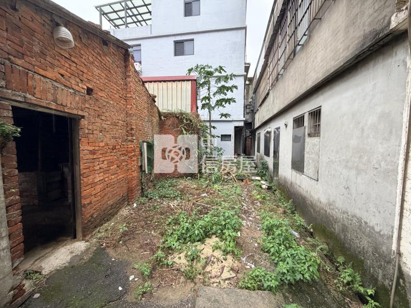 【安家】忠貞國小臨路大地坪透店房屋室內格局與周邊環境