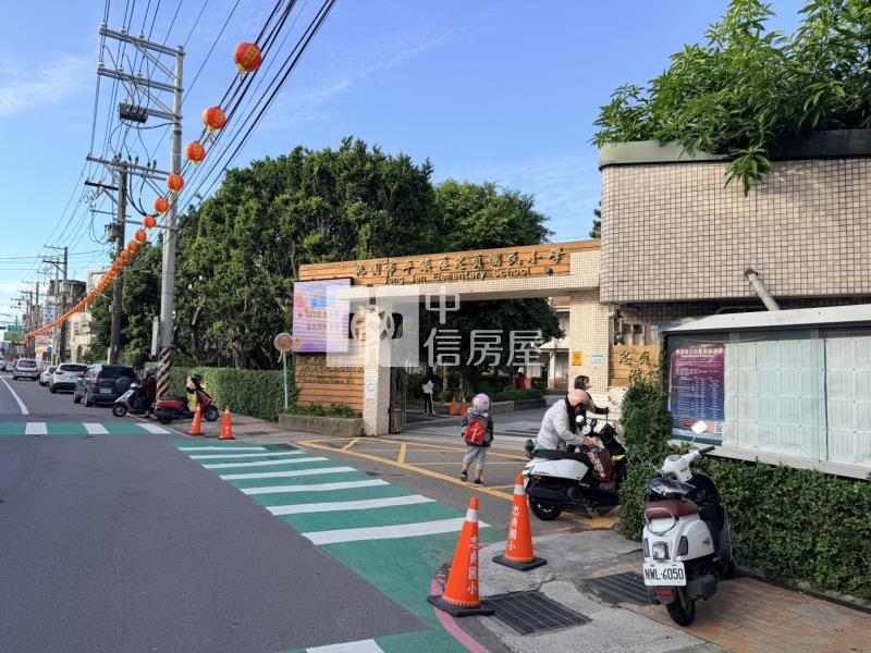 【安家】忠貞國小臨路大地坪透店房屋室內格局與周邊環境