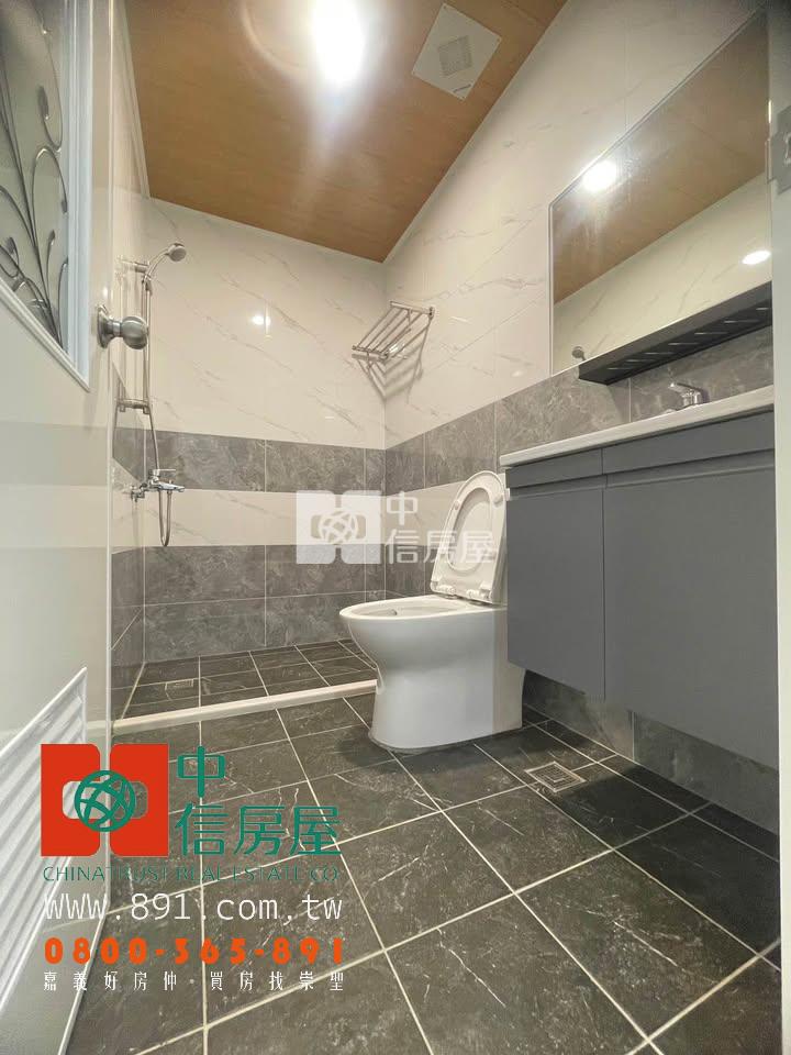 自強街全新整理車庫透天房屋室內格局與周邊環境