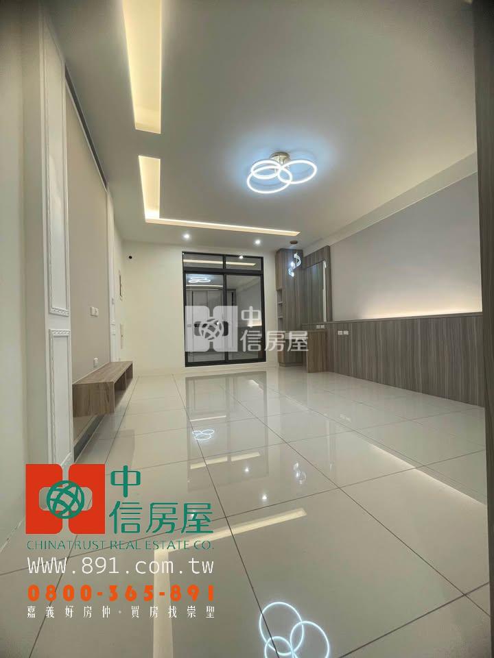 自強街全新整理車庫透天房屋室內格局與周邊環境