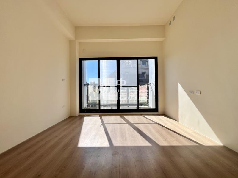 新社之星精美臨路別墅B房屋室內格局與周邊環境