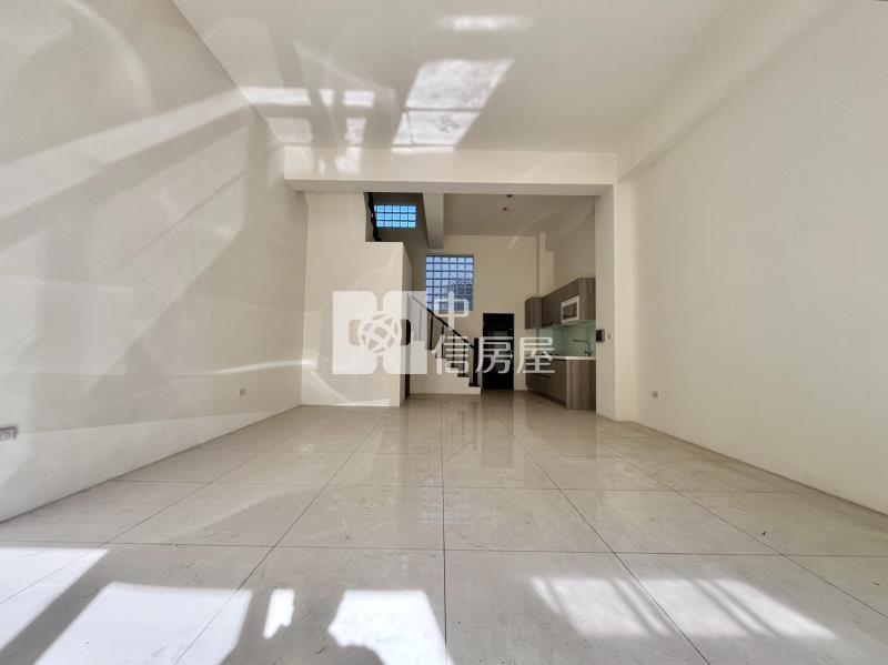 新社之星精美臨路別墅B房屋室內格局與周邊環境