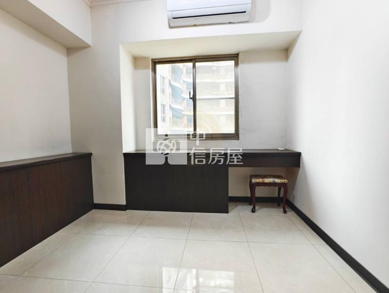 寶佳登峰低總價大四房機能宅房屋室內格局與周邊環境