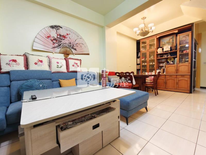 台北商專 角窗美店墅房屋室內格局與周邊環境