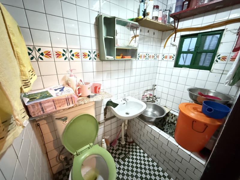 低總價八擴重劃區豐德路平房房屋室內格局與周邊環境