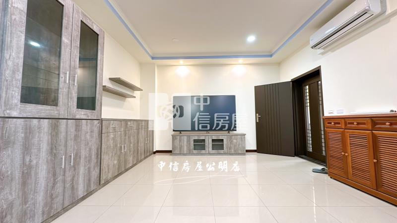 苗栗公館輕屋齡車庫別墅房屋室內格局與周邊環境