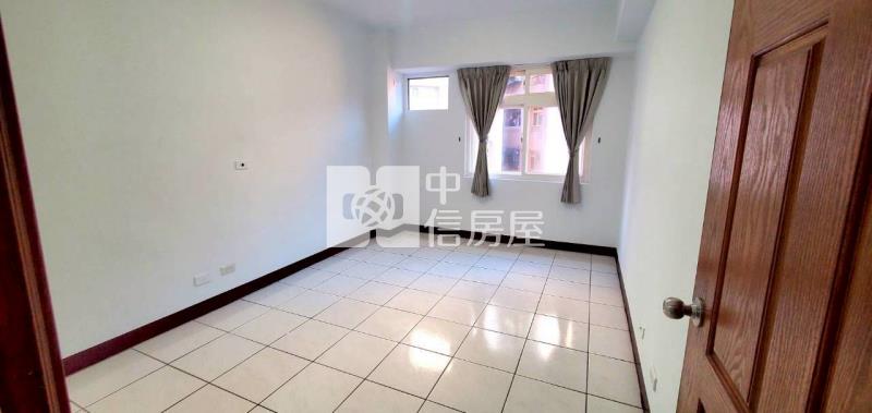 近幼獅交流道；採光明亮3房房屋室內格局與周邊環境