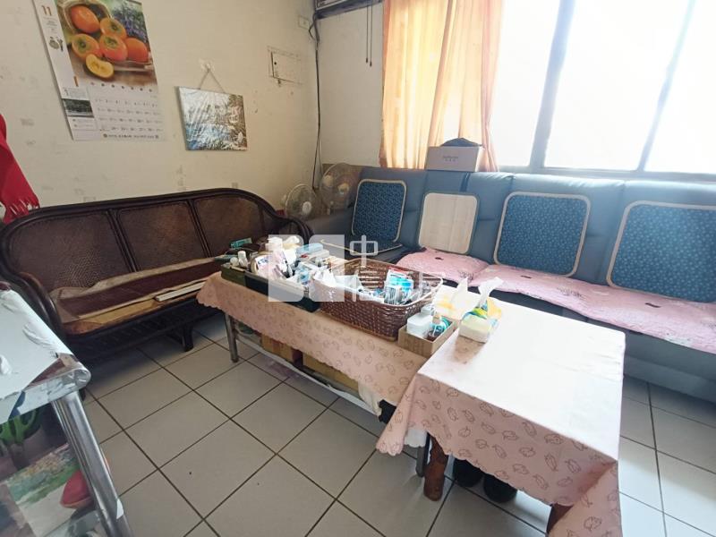 新富車站低總價大地坪透天房屋室內格局與周邊環境