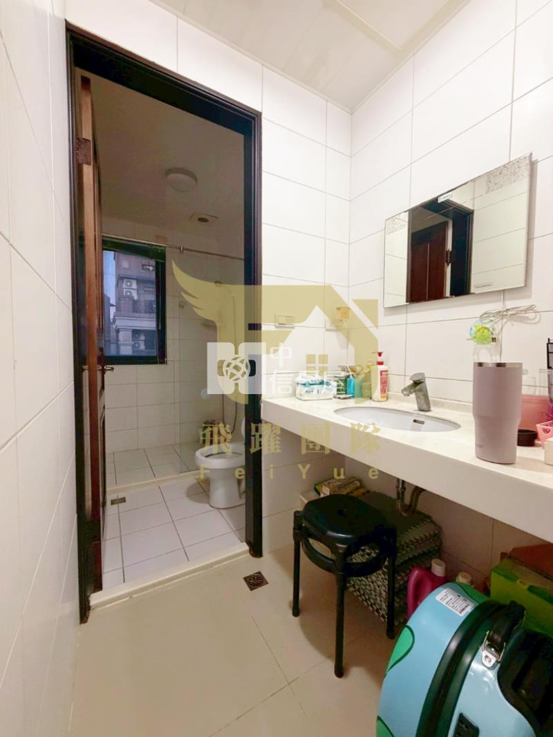 專任★大竹漂亮別墅｜後院停車｜雙間單層大主臥房屋室內格局與周邊環境