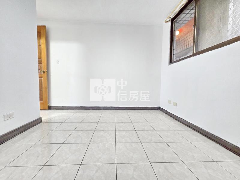 頭家學區台中京城美三房房屋室內格局與周邊環境