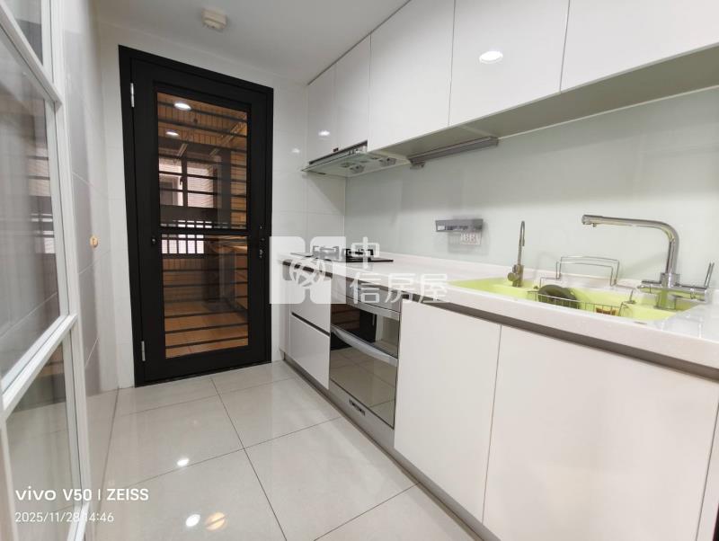 大櫻國一期三房平車房屋室內格局與周邊環境