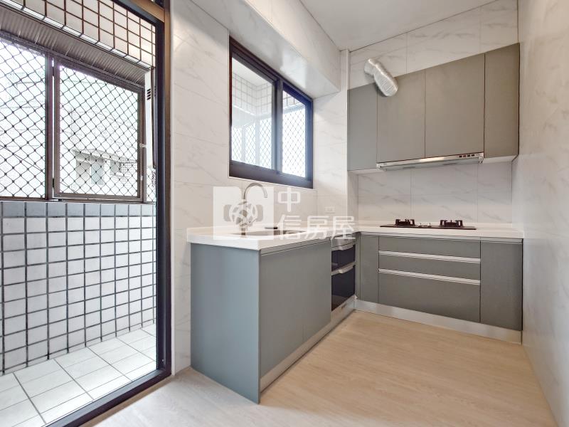 坪林森林公園三房平車房屋室內格局與周邊環境