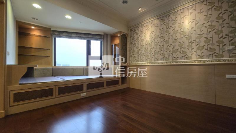 站前首璽~火車站~制震宅房屋室內格局與周邊環境