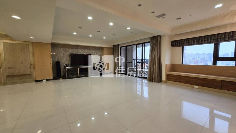 站前首璽~火車站~制震宅房屋室內格局與周邊環境