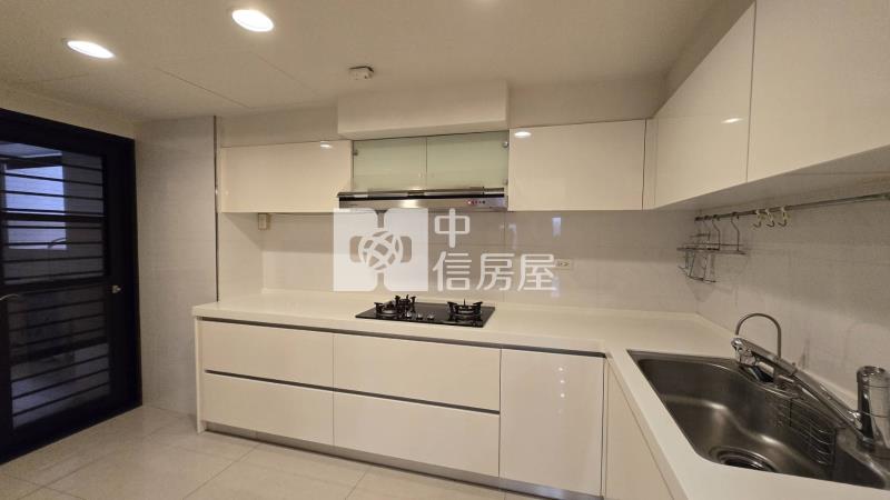 站前首璽~火車站~制震宅房屋室內格局與周邊環境