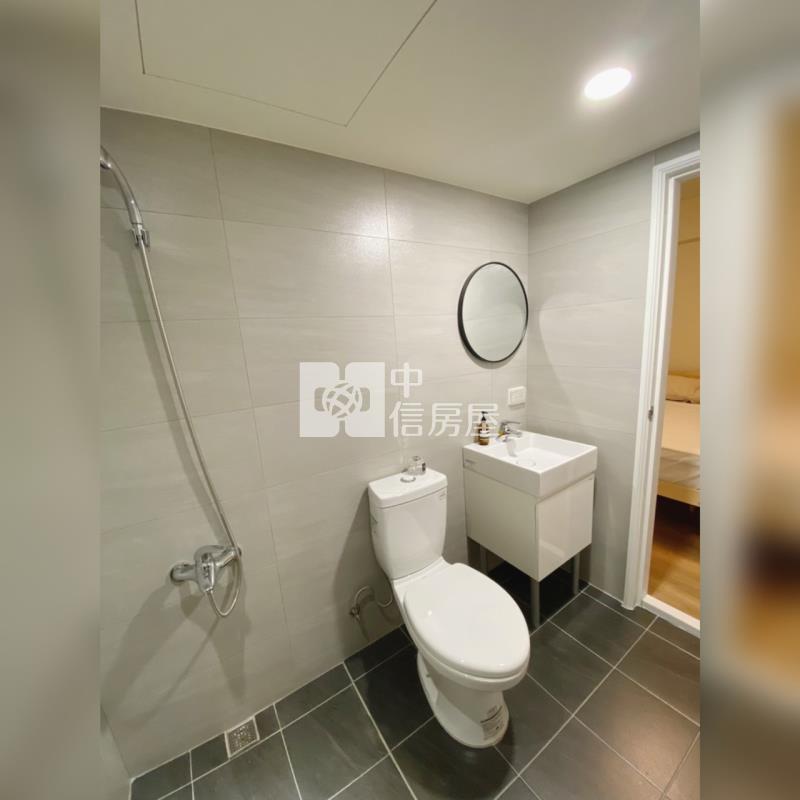 逢甲商圈合法室修好收租4套房屋室內格局與周邊環境