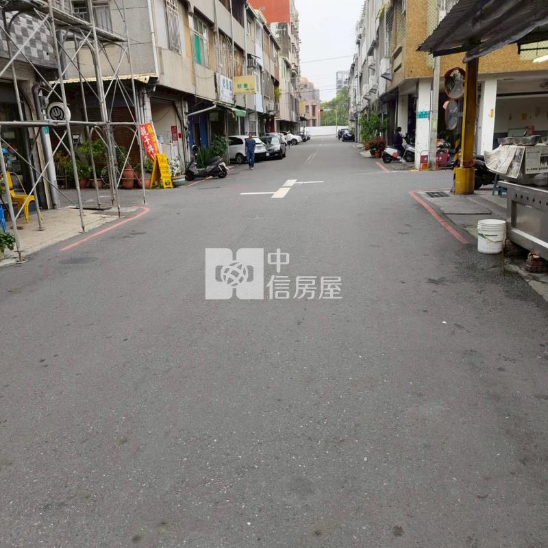 臨近寶仁國小美透天房屋室內格局與周邊環境