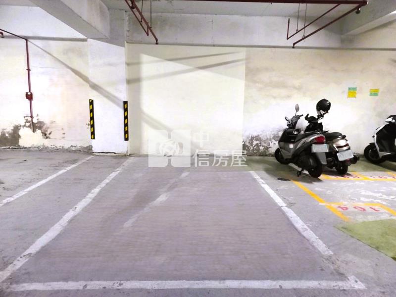 楊梅交流道.凡爾賽美裝潢三房車房屋室內格局與周邊環境