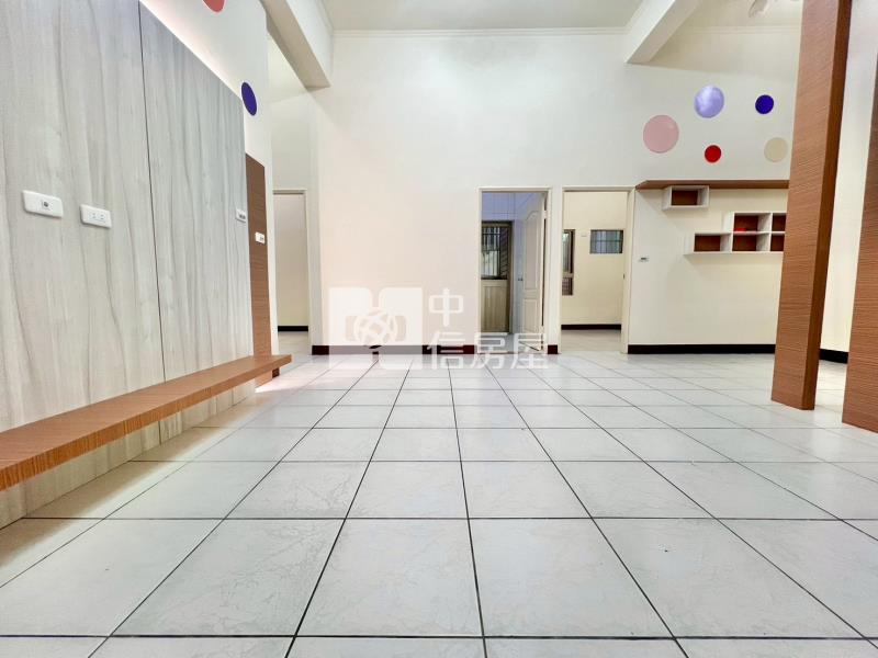 太平運動公園旁大三房一樓美廈房屋室內格局與周邊環境