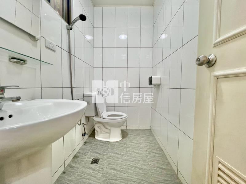 太平運動公園旁大三房一樓美廈房屋室內格局與周邊環境