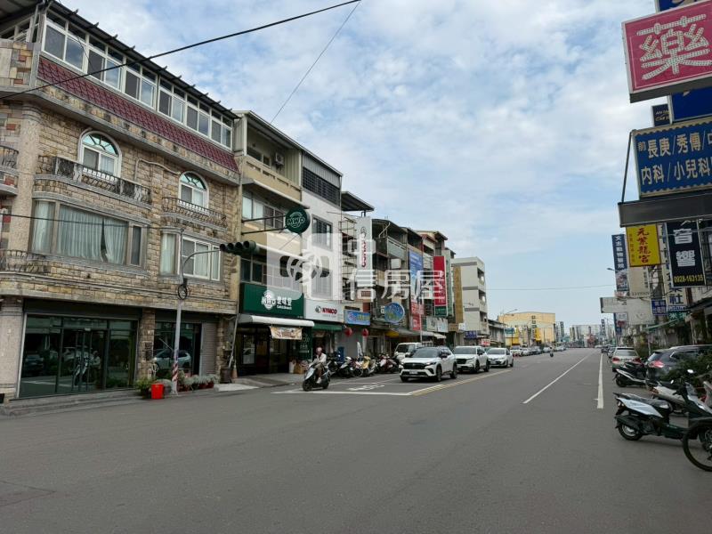 斗六鎮東國小旁大路邊店住房屋室內格局與周邊環境