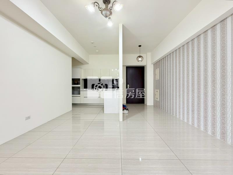 鉅虹曙光之旅一期三房平車房屋室內格局與周邊環境