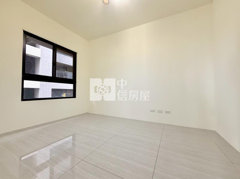 鉅虹曙光之旅一期三房平車房屋室內格局與周邊環境