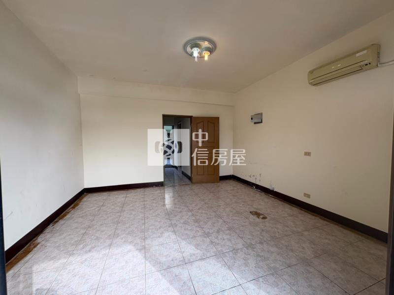 龍潭大池｜龍潭高中旁｜透天店面房屋室內格局與周邊環境