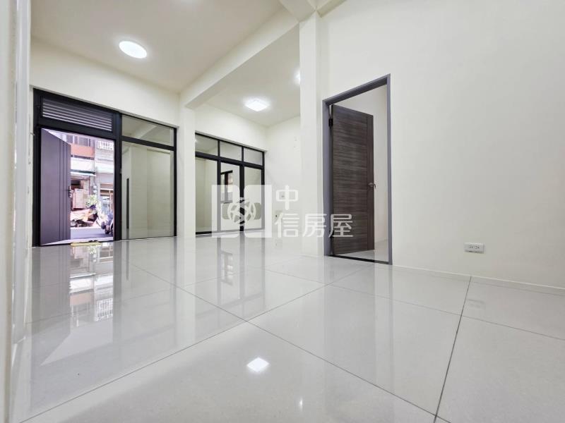 中興商圈立人高中旁稀有釋出一樓公寓房屋室內格局與周邊環境