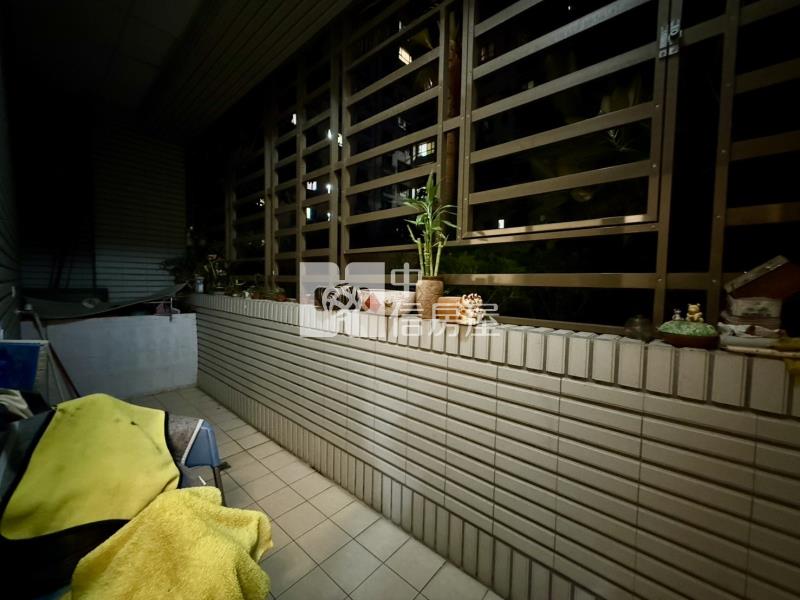 未來21大面寬金店面房屋室內格局與周邊環境