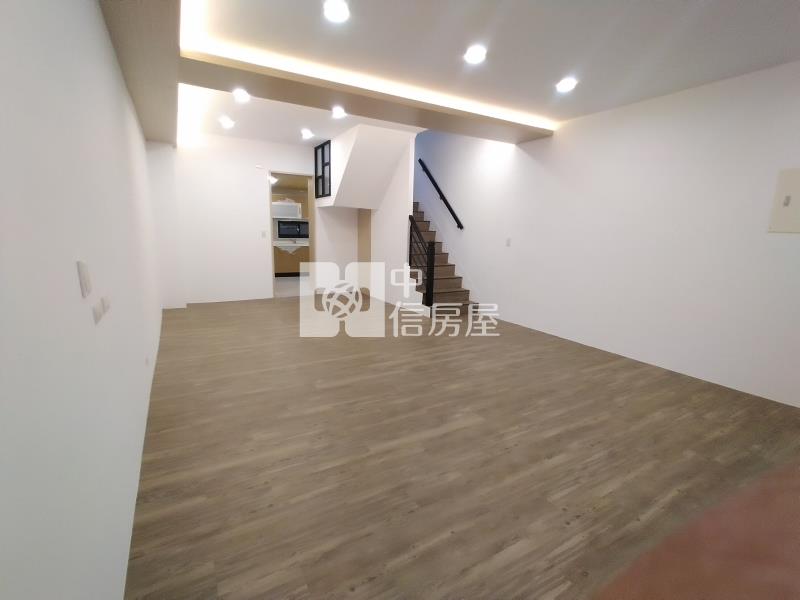 透天近成大況佳房屋室內格局與周邊環境