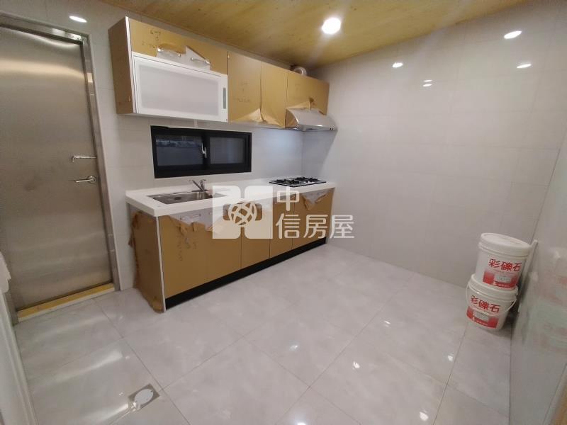 透天近成大況佳房屋室內格局與周邊環境