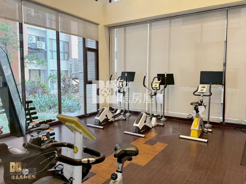 璟都國際湯城高樓4房+車位房屋室內格局與周邊環境